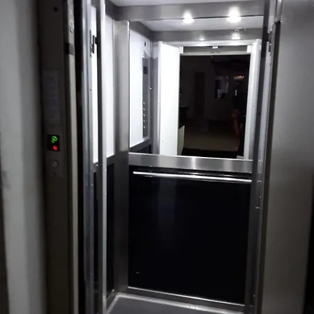 Apartment Cozy In Downtown